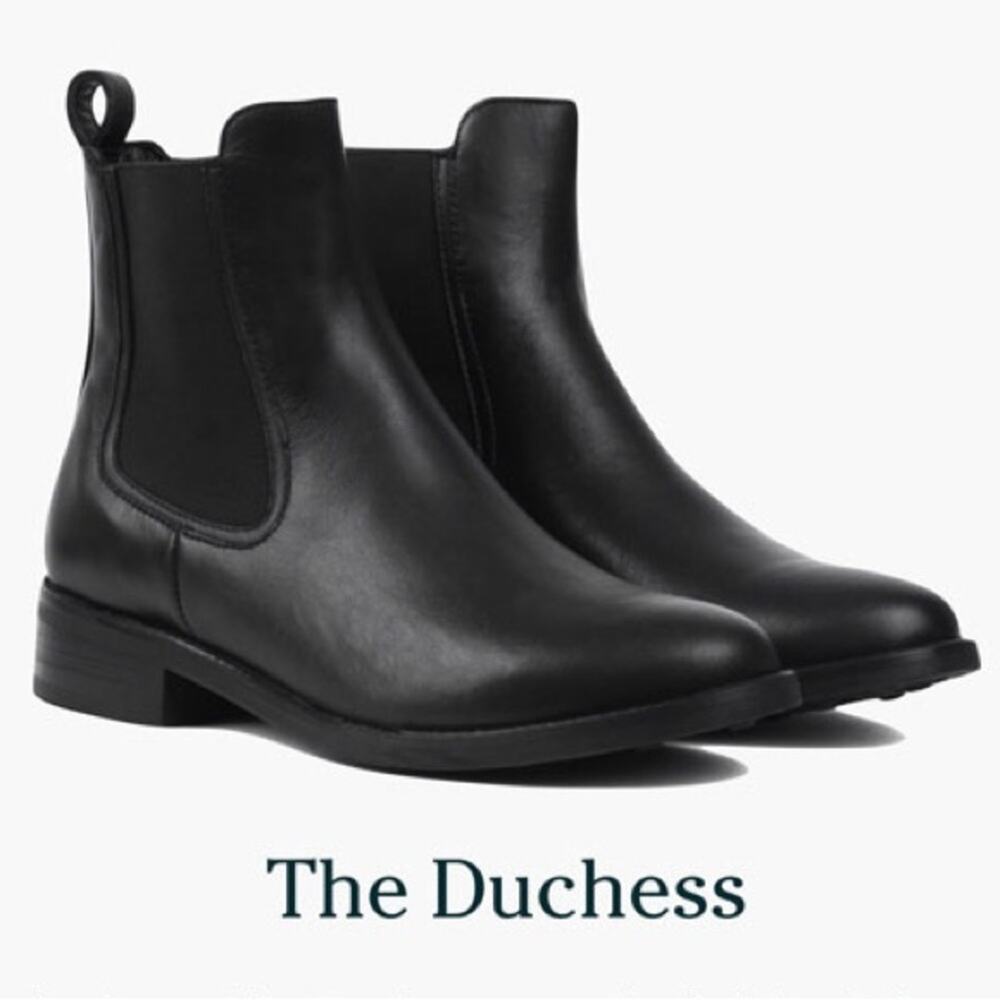 Thursday Boot Co The Duchess Black Leather Chelsea Ankle Pull On Boots Size 7.5